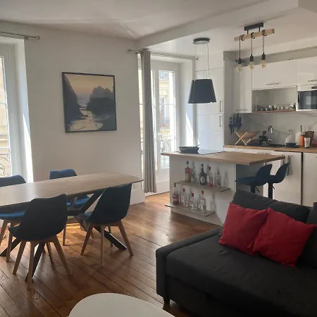 3 Pieces 11e Paříž