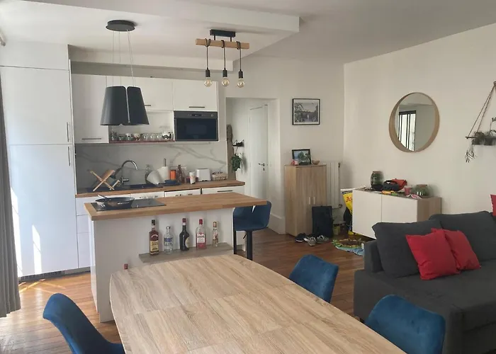 3 Pieces 11e Apartmán