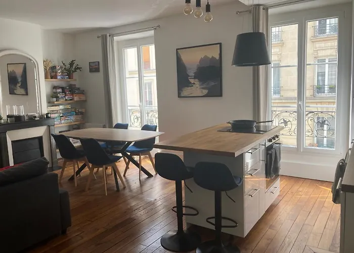 3 Pieces 11e * Paříž